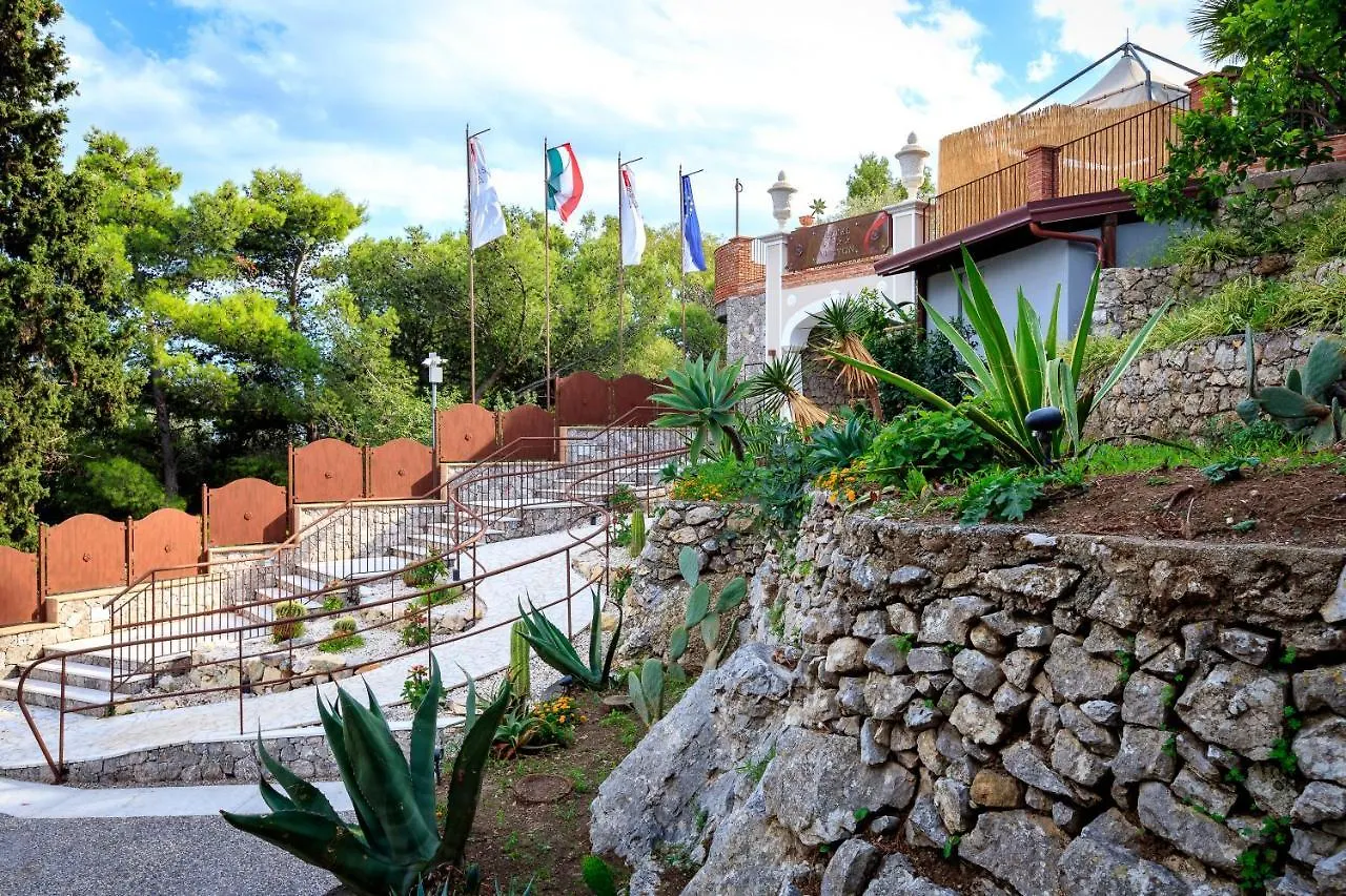 Hotel Ariston And Palazzo Santa Caterina Ταορμίνα