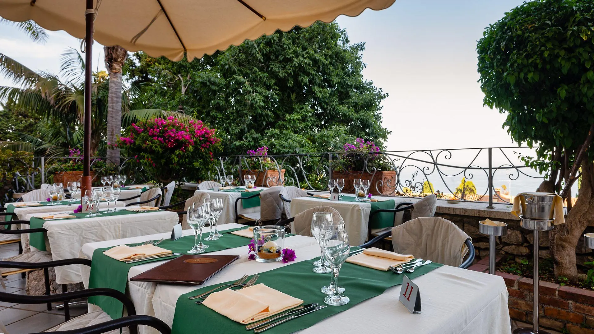 Hotel Ariston And Palazzo Santa Caterina Ταορμίνα