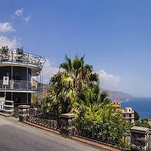 Palace Hotel