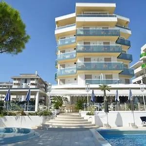 https://hotel-anthony.hotelslidodijesolo.com
