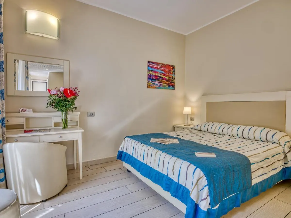 טאורמינה Hotel Ariston And Palazzo Santa Caterina