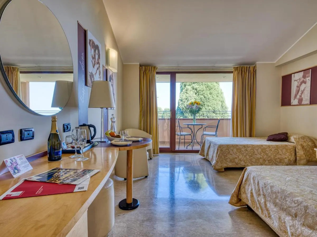 טאורמינה Hotel Ariston And Palazzo Santa Caterina